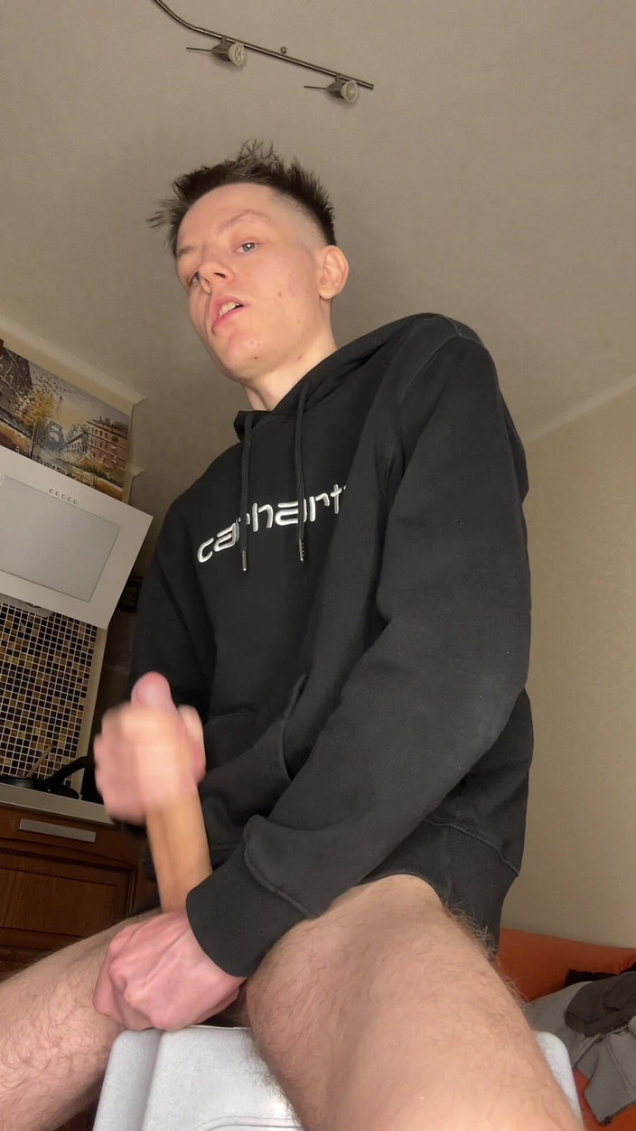 Morflot24: Гра гарячого молодого хлопця зі спермою