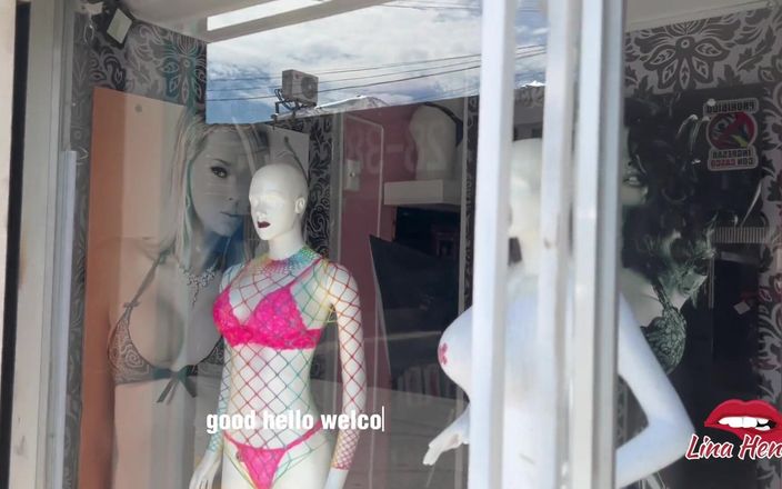 Linahenao: Meu namorado me leva a uma sex shop e me...