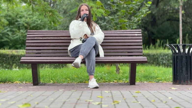 Hottie goddess: Ciondolano fuma e sbirciata pov