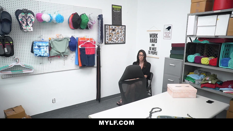 Mylf Official: Dava Foxx Creampie Fantasy Sex