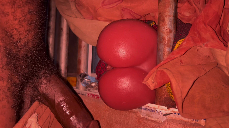 Bangcum8: Un gros cul fait vibrer toute la bite pour éjaculer son...