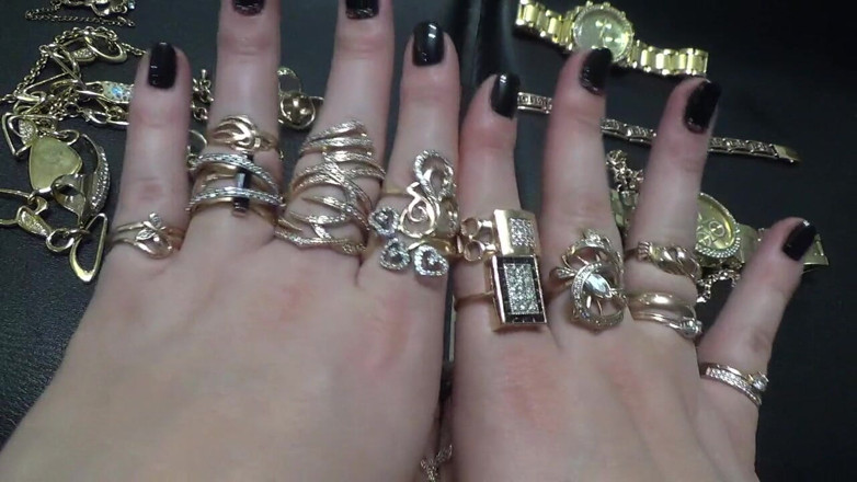 Goddess Misha Goldy: Golden jewelry and hand fetish