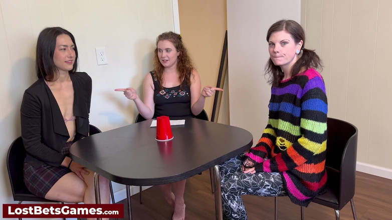 Lost Bets Games: Simon Diz com Isabelle, Caralyne e Liss!