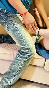 Une Belle-mère MILF Indienne Veut Perdre Sa Verginité À Son Beau-fils. Jeu De Rôle Hindi.