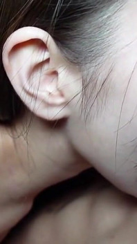 Die Begegnung im late night park, ein kämpfendes mädchen wird zu einem riskanten outdoor-erlebnis, das mit creampie endet