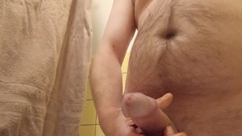 Ed Eden: Masturbace na ručníku