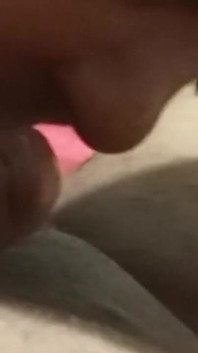 Blowjob penuh ibu teman wanita saya