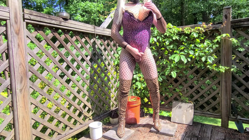 Gigantic Fake Tits Jon Scarecrow Bts Photoshoot Jackoff Cum Shot Finish (Jon Scarecrow)
