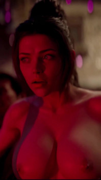 Die dunklen fantasien meiner unättlichen ehefrau sofia (fickend dracula) parte 2