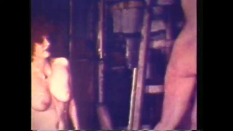 Vintage Usa: Воскресле жіноче тіло