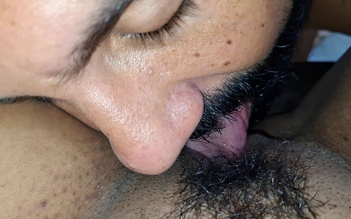Lukas Zaad: La mora culona ama la sborra nel suo buco del...
