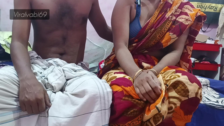 deshivairalvabi: Macecha uvízla, nevlastní syn šuká čistý zvuk