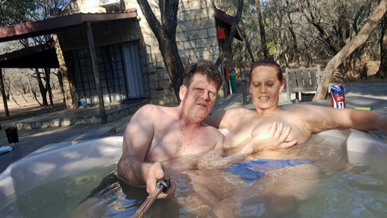 Exotic Tracy: Prawdziwa amatorska dogging teściowa zaprasza nieznajomego do ruchania się na...