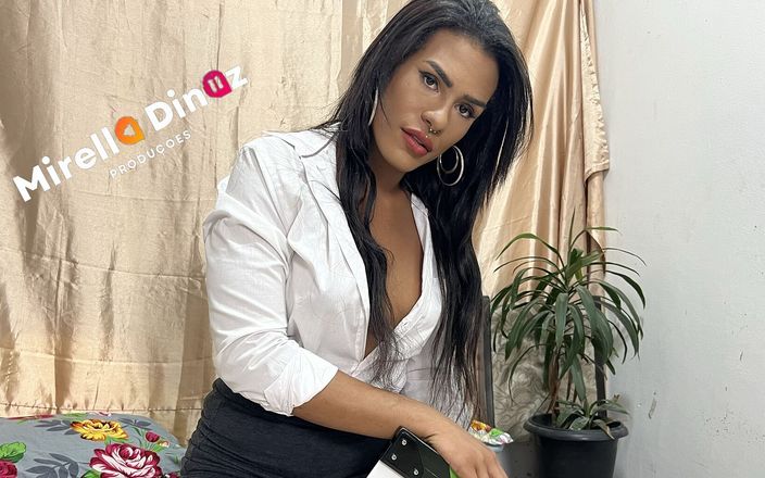 Mirella Diniz Productions: Mirella zenci adam tarafından sikilmeyi seviyor