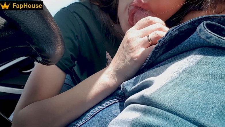 Alina Rai: Enteada sexy depois da universidade chupa um padrasto preocupado bem...