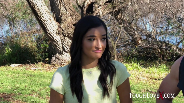 ToughLoveX: TOUGHLOVEX - Insaciável Emily Willis não consegue pau suficiente