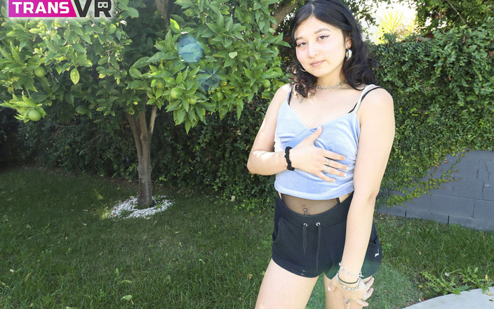 TransVR: Trans VR Kolejne kęs Cherri