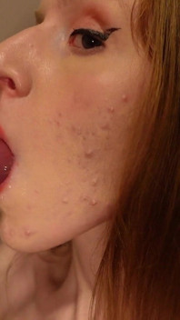 Zbliżenie Sex oralny z spust w ustach