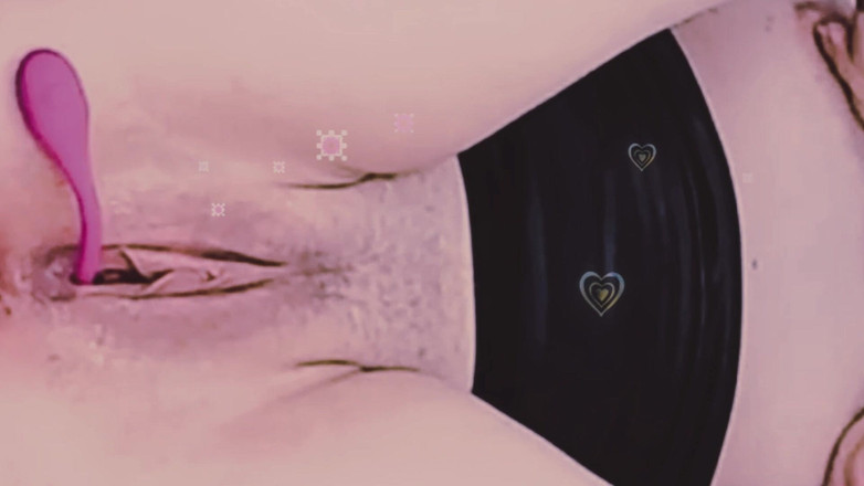 Nicolette69w: Ha Giocato Con Il Suo Didelot E Il Vibratore Fino...