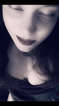 Mommy Roleplay while sexting