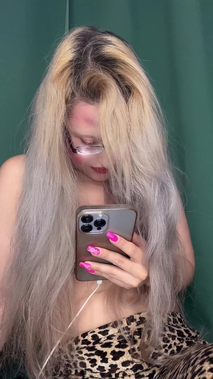 FinDom Goaldigger: Uwielbiam sesję kamerze uzależnień część 2