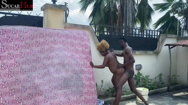 Sugarhug: I Fuck Her Dripping Pussy Outside