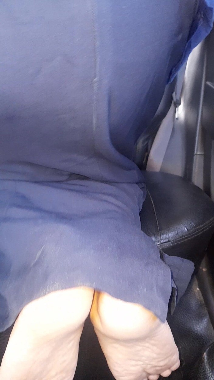 Naomisinka: Travestiet dragend vrouw Bca Bank-uniform