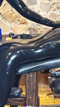 Onderwerping in de Kerker, volledige video - Alex Latex