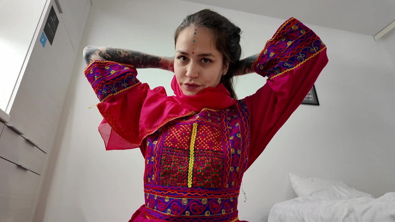Amateur Homemade Porn: Fucking My Afghan Stepsister While Our Stepdaddy Is Not Home