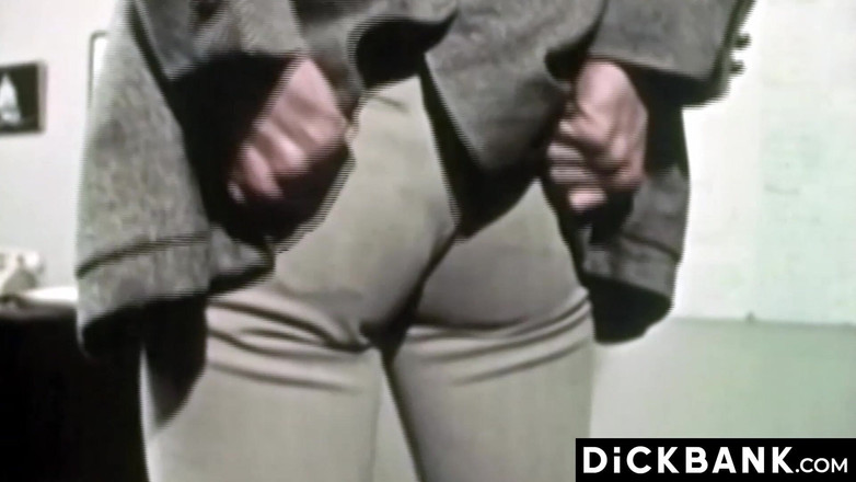 Dick bank: Blond gej otrzymuje dzikiego kutasa po rimjob