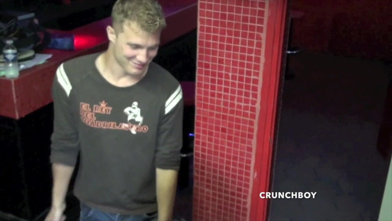Crunch Boy: Dimtri scopata da youjgn stritta araba curiosa