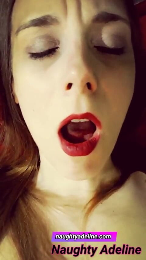 Naughty Adeline: Кончи в мою киску!
