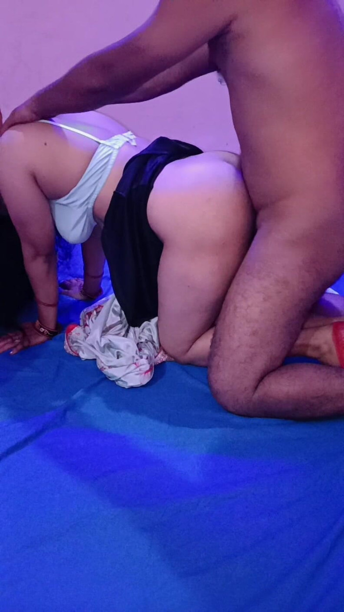 Sunshine143: Дезі домогосподарка ki mast chudae ki друг