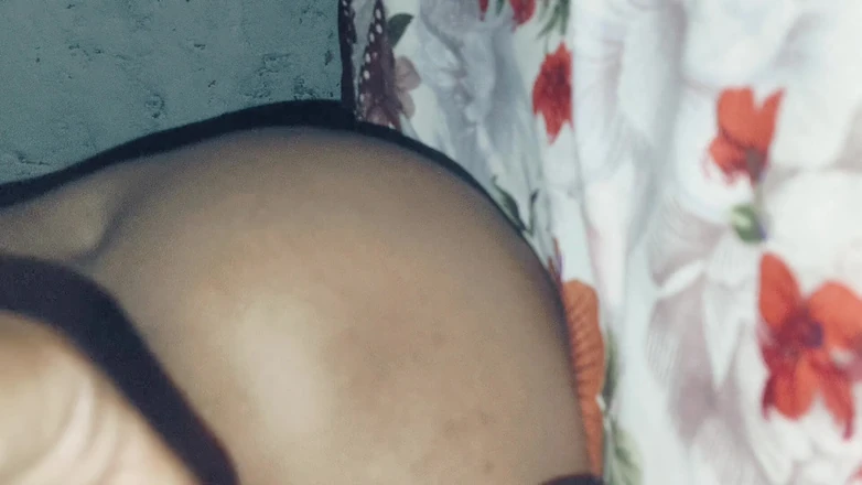 Nisha bhabhi ki chudai: Une bhabhi baise dans un hôtel avec son beau-fils