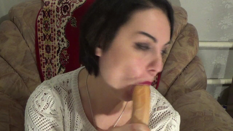 Sexy Milf: Stepmommy's birthday gift for u