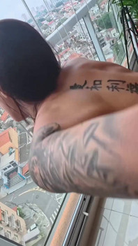 Lacrime negli occhi - la formosa mora latina amatoriale pov deepthroat si trasforma in una dura scopata di leccata a pecorina