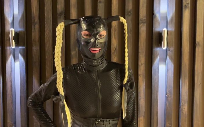 Mistress Mary: Cuckold Gets Surprise From Rubber Party