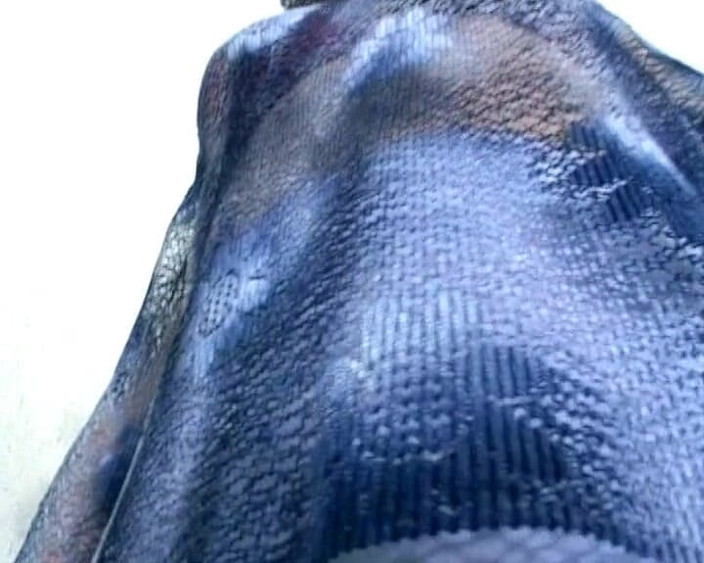 Busty German Sluts: Vyzvednuta německá MILFka v červeném prádle Si hraje s její kundičkou