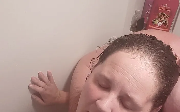 yaller62: Sex in a Tiny Shower