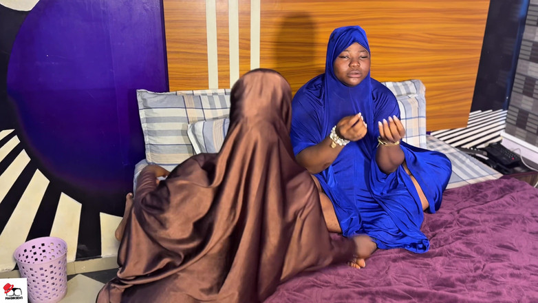 Magiksex: Mature Arab Stepmom Lets Stepdaughter Touch Her Old Pussy