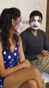 Megha qui s’ennuie appelle Aakash l’inconnu pour satisfaire ses besoins physiques, première partie