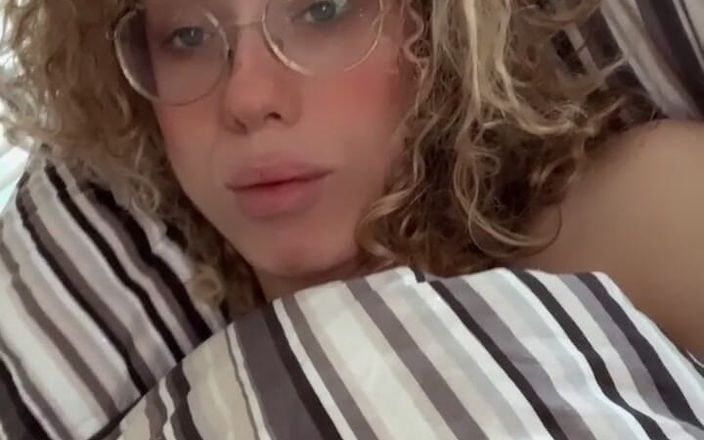 Tia Tizzianni Productions: Moet ik opstaan en porno schieten?