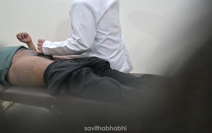 savithabhabhi: 병원에서 환자를 확인하는 레이디 닥터