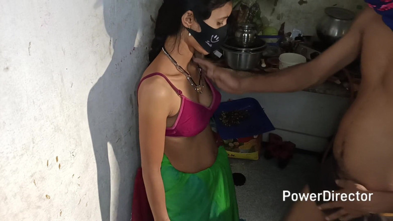 Raniki chut: MILF Desi Bhabhi Chud Gayi Holi Mein Doggy Style