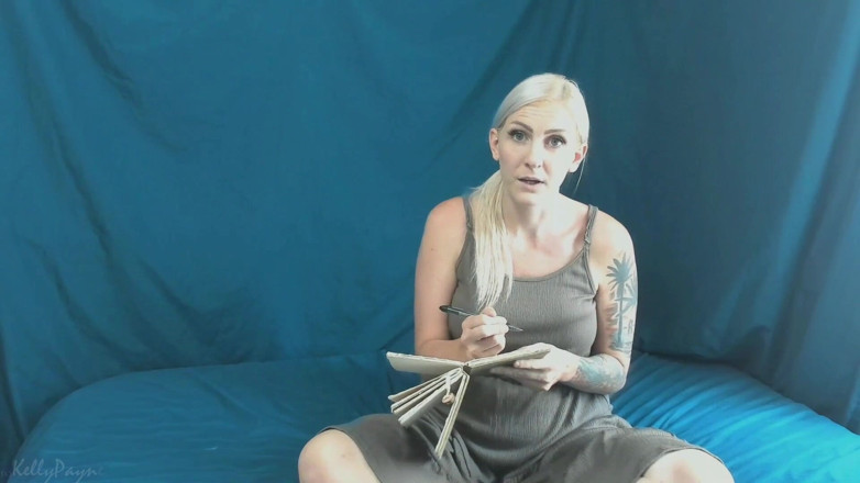 Kelly Payne: Gemelas artistas se aprovechan de estudiante