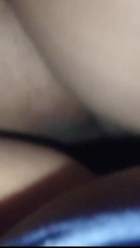 Femme heureuse d’avoir des relations sexuelles avec sa femme