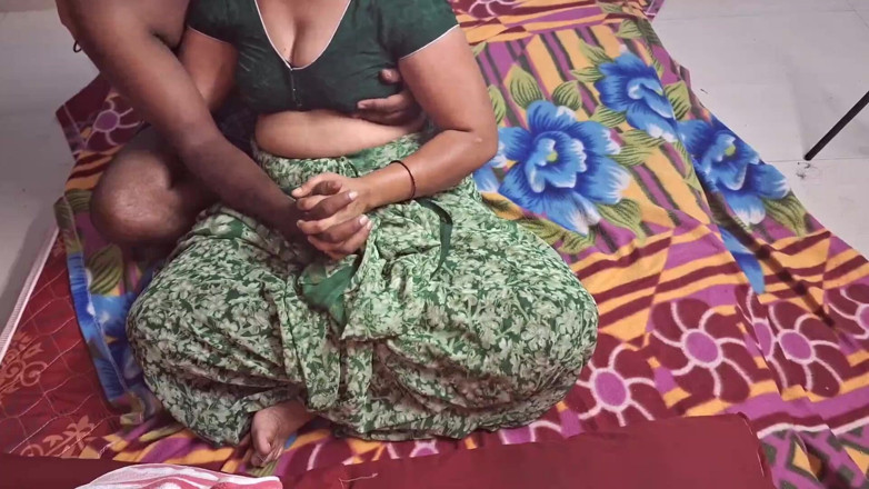 Sexy sindu: Paffuto sindu india fa sesso con me a casa