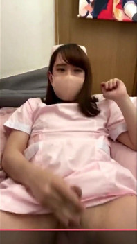 Japon biseksüel kostümlü mastürbasyon