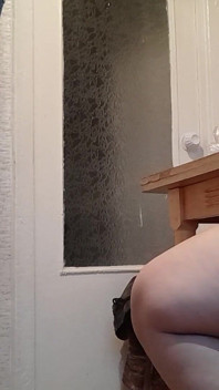 I Know That My Stepdaughter Is Masturbating Me From Behind
