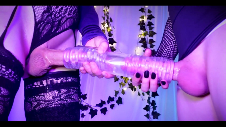 Trappybae: Frotando, compartiendo corrida rápida y corriéndose dentro del masturbador de...